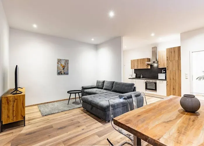 Modern Next To Subway Station Apartment